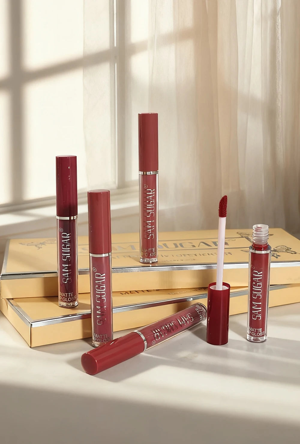 Velvet Matte Lip Kit, Waterproof, Smudge-Proof, Smooth Application, Long-Lasting Makeup Effect