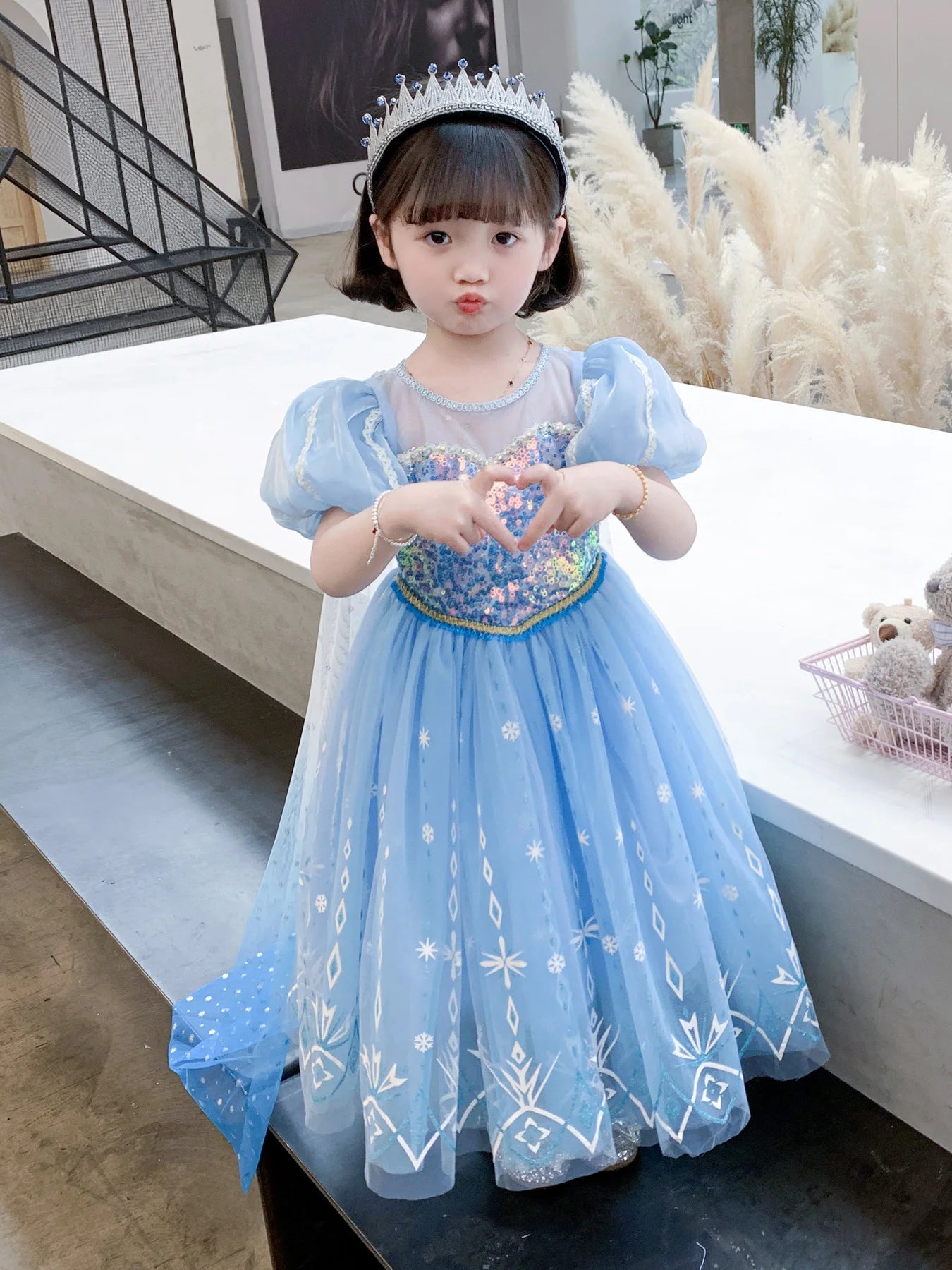 Princess Costumes for Girls - Snow Queen Fancy Dress for Girls - Princess Dress Up - Girls Fancy Dress for Parties, Birthdays