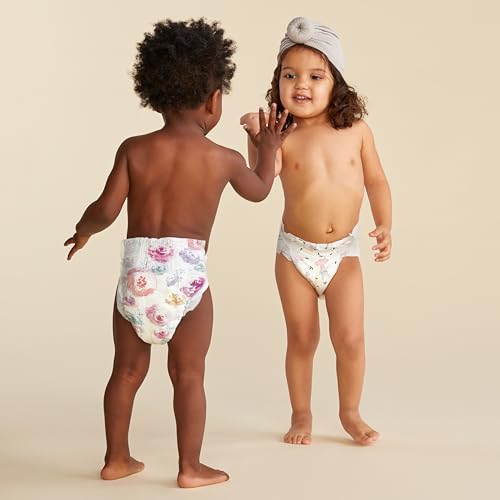 The Honest Company Clean Conscious Diapers | Plant-Based, Sustainable | Rose Blossom + Tutu Cute | Super Club Box, Size 1 (8-14 lbs), 136 Count