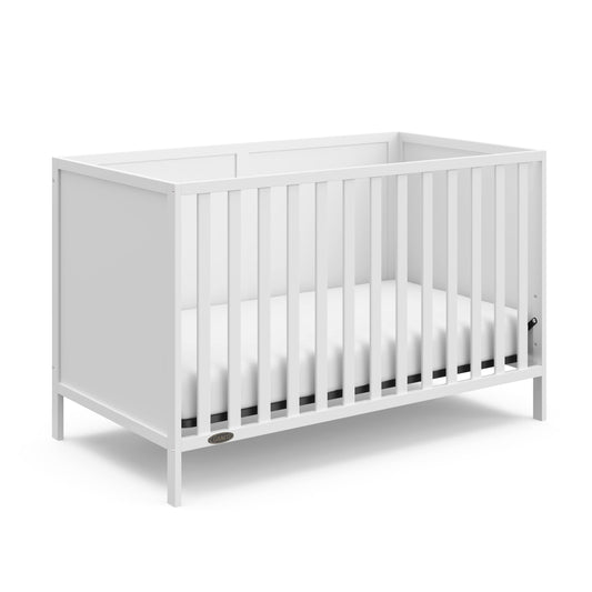 Cuna convertible 3 en 1 Graco Theo (blanca) - Certificación GREENGUARD Gold, se convierte en cama y sofá cama para niños pequeños, se adapta a colchón de cuna estándar de tamaño completo, 4 alturas de colchón ajustables