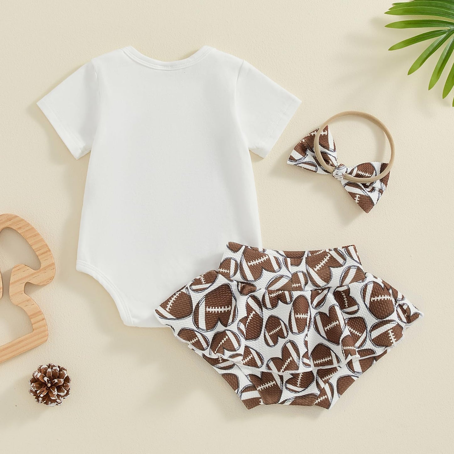 Amnnchya Ropa de bebé recién nacido Love Football de manga corta mameluco y pantalones cortos falda conjunto infantil lindo traje de verano (blanco, 6-12 meses)