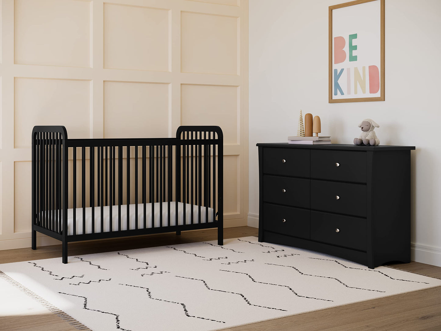 Storkcraft Pasadena Cuna convertible 3 en 1 (negra) – Certificación GREENGUARD Gold, se convierte en diván y cama para niños pequeños, se adapta a colchón de cuna estándar de tamaño completo, altura del colchón ajustable