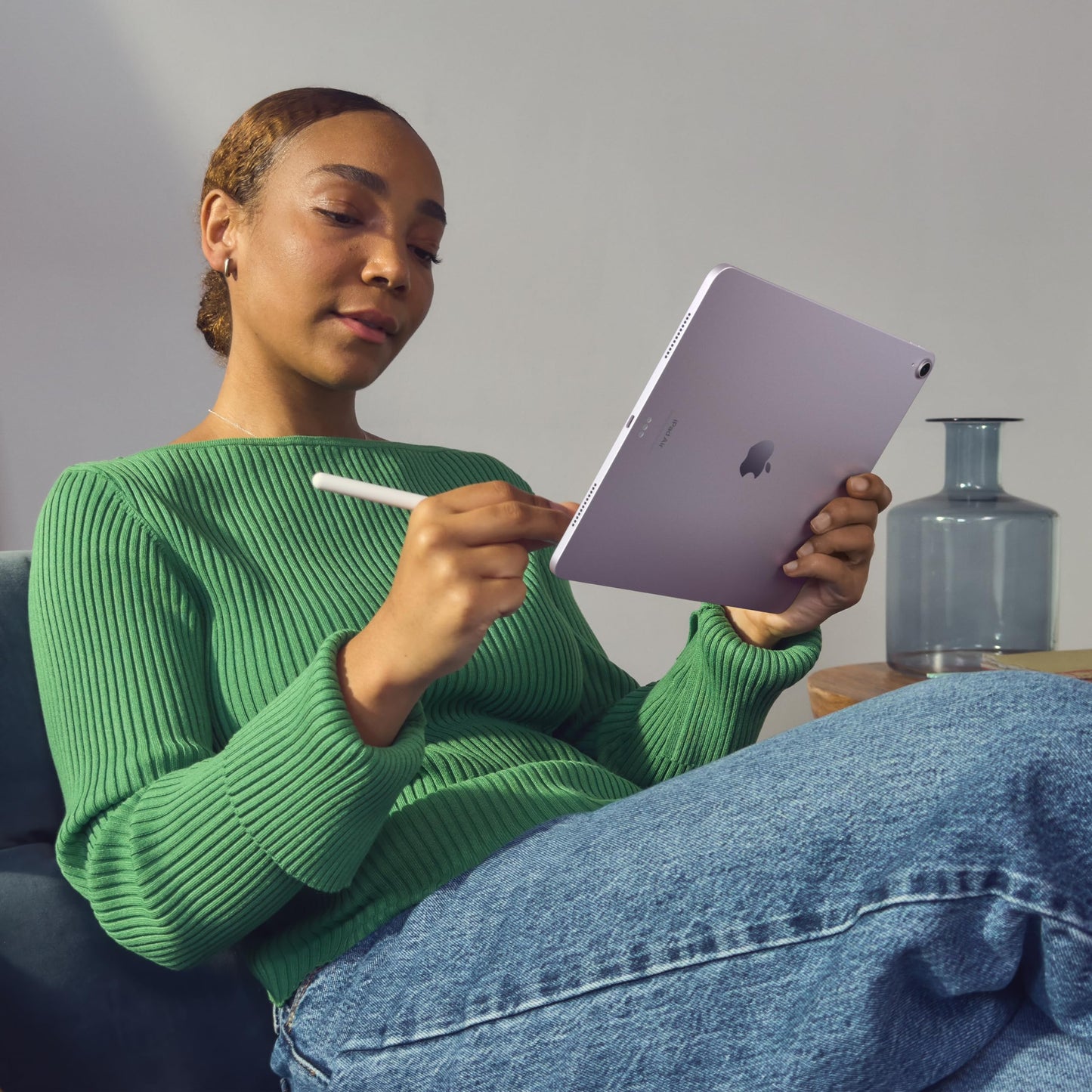 Apple iPad Air de 11 pulgadas (M2): pantalla Liquid Retina, 128 GB, cámara frontal horizontal de 12 MP/cámara trasera de 12 MP, Wi-Fi 6E, Touch ID, duración de la batería durante todo el día — Starlight