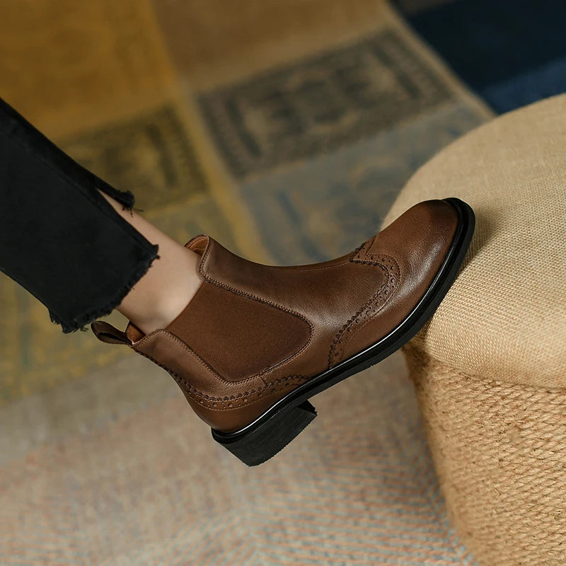 Winter/autumn Real Leather Chelsea Boots Retro Carved Women Boots Round Toe Ankle Boots British Style Short Boots Women Shoes