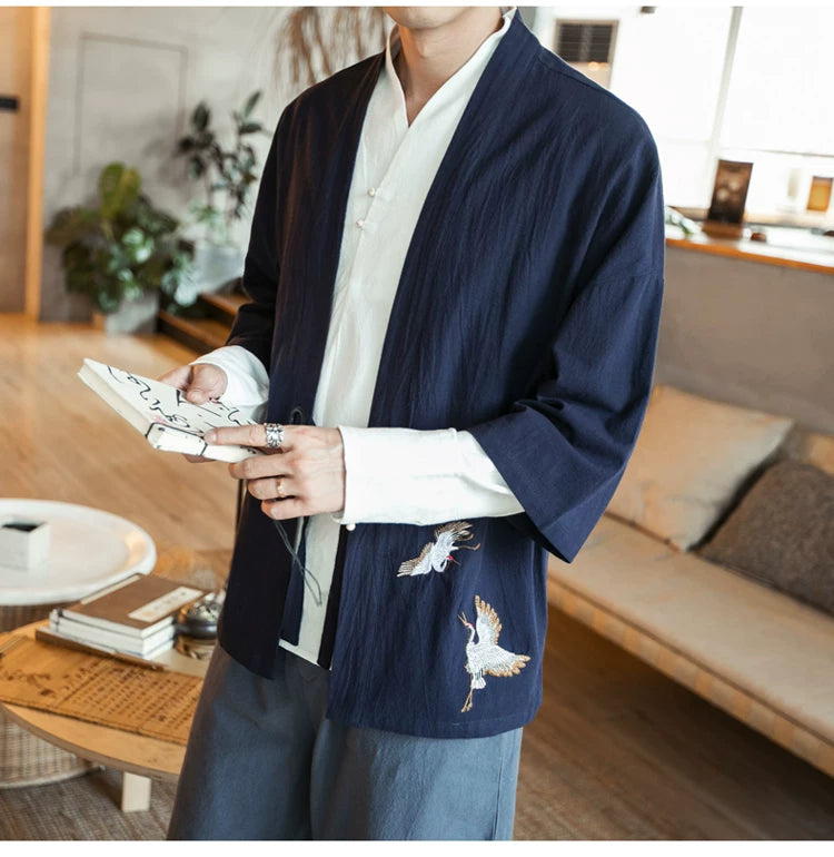 Men Kimono Crane Embroidery Harajuku Japanese Style Cardigan Casual Cotton Men Samurai Costume Yukata Asian Clothes Men Jackets