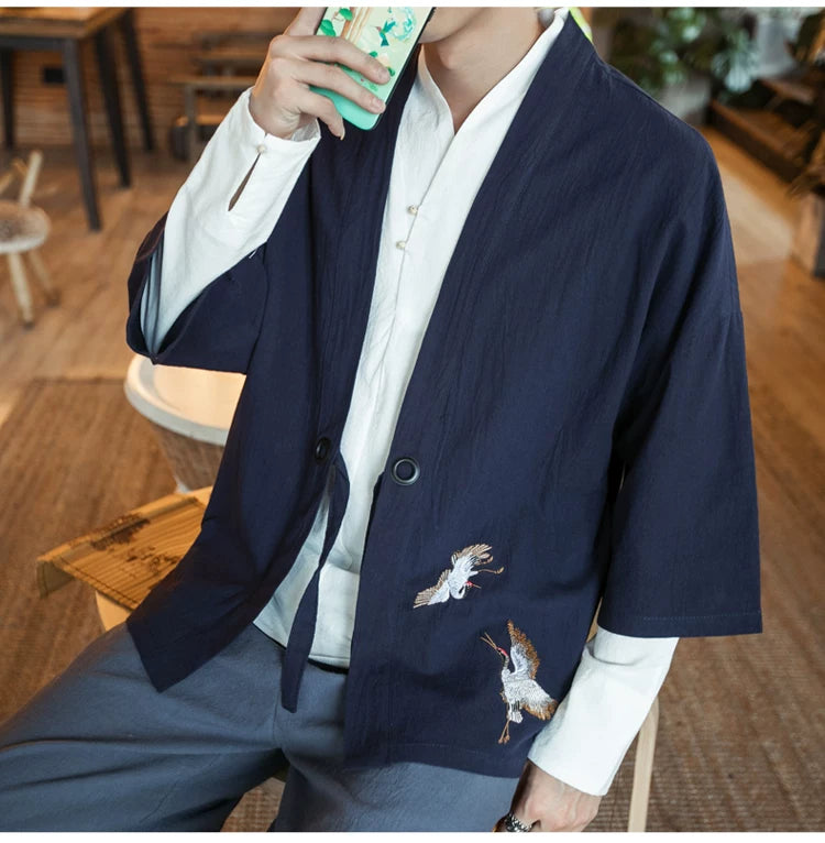 Men Kimono Crane Embroidery Harajuku Japanese Style Cardigan Casual Cotton Men Samurai Costume Yukata Asian Clothes Men Jackets