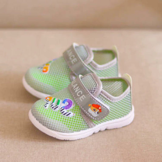 0-1-3 Years Old Breathable Girls Soft Bottom Non-Slip Mesh Shoes