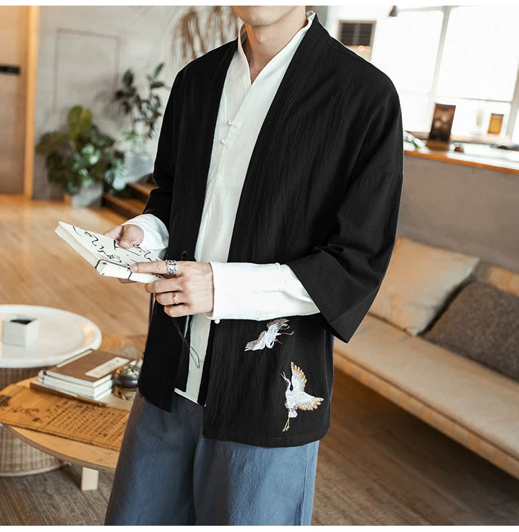 Men Kimono Crane Embroidery Harajuku Japanese Style Cardigan Casual Cotton Men Samurai Costume Yukata Asian Clothes Men Jackets