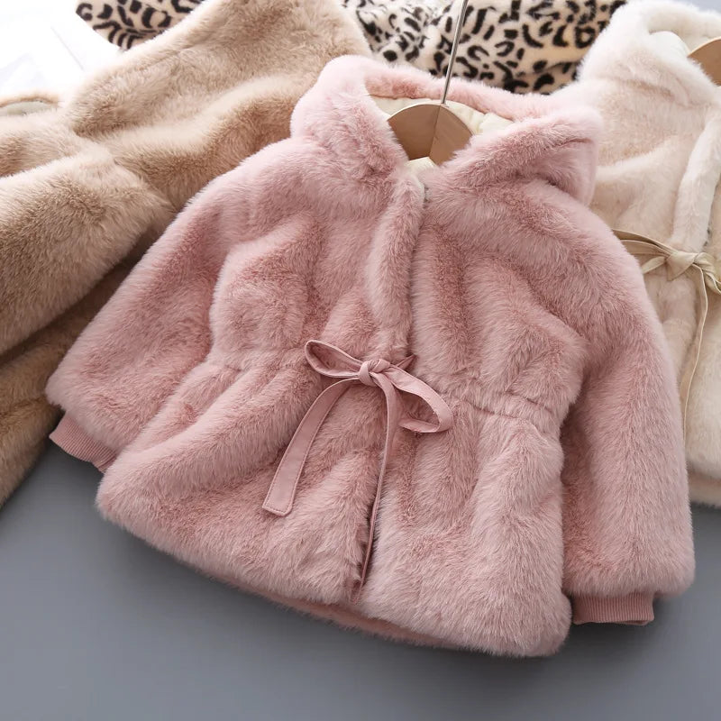 Winter newborn Baby Girls Clothes Outfits wear warm Hooded Fake Fur outerwear for toddler Girls Baby Clothing 1st Birthday coats