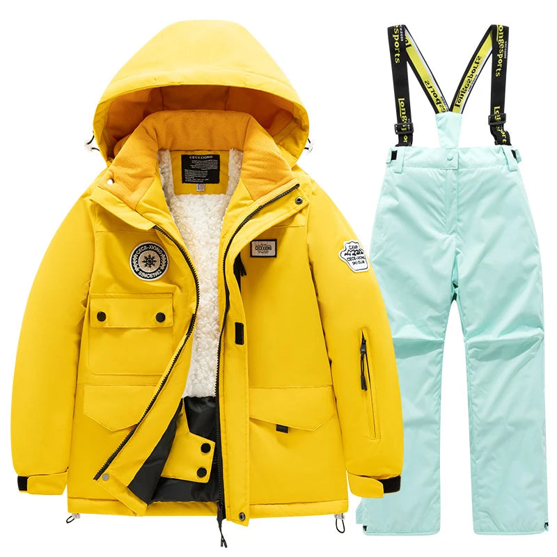 Winter children's skiing suit for boys and girls, windproof and waterproof thick coat for warmth and snow playing equipment