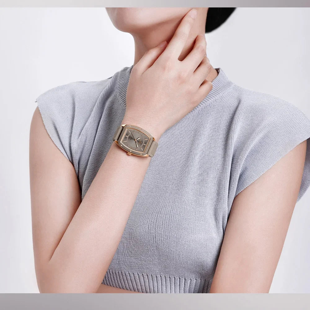 NAVIFORCE NF5049 Women Quartz Watches Silicone Strap Student Sports Watch Big Dial Simple Tonneau Waterproof Wristwatches