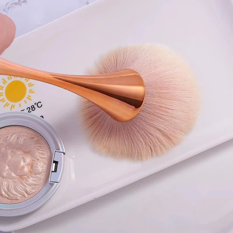 Rose Golden Fan Makeup Brush, Cosmetic Brush Loose Powder, Highlighting Brush Blush - Soft Hair Makeup Fixing