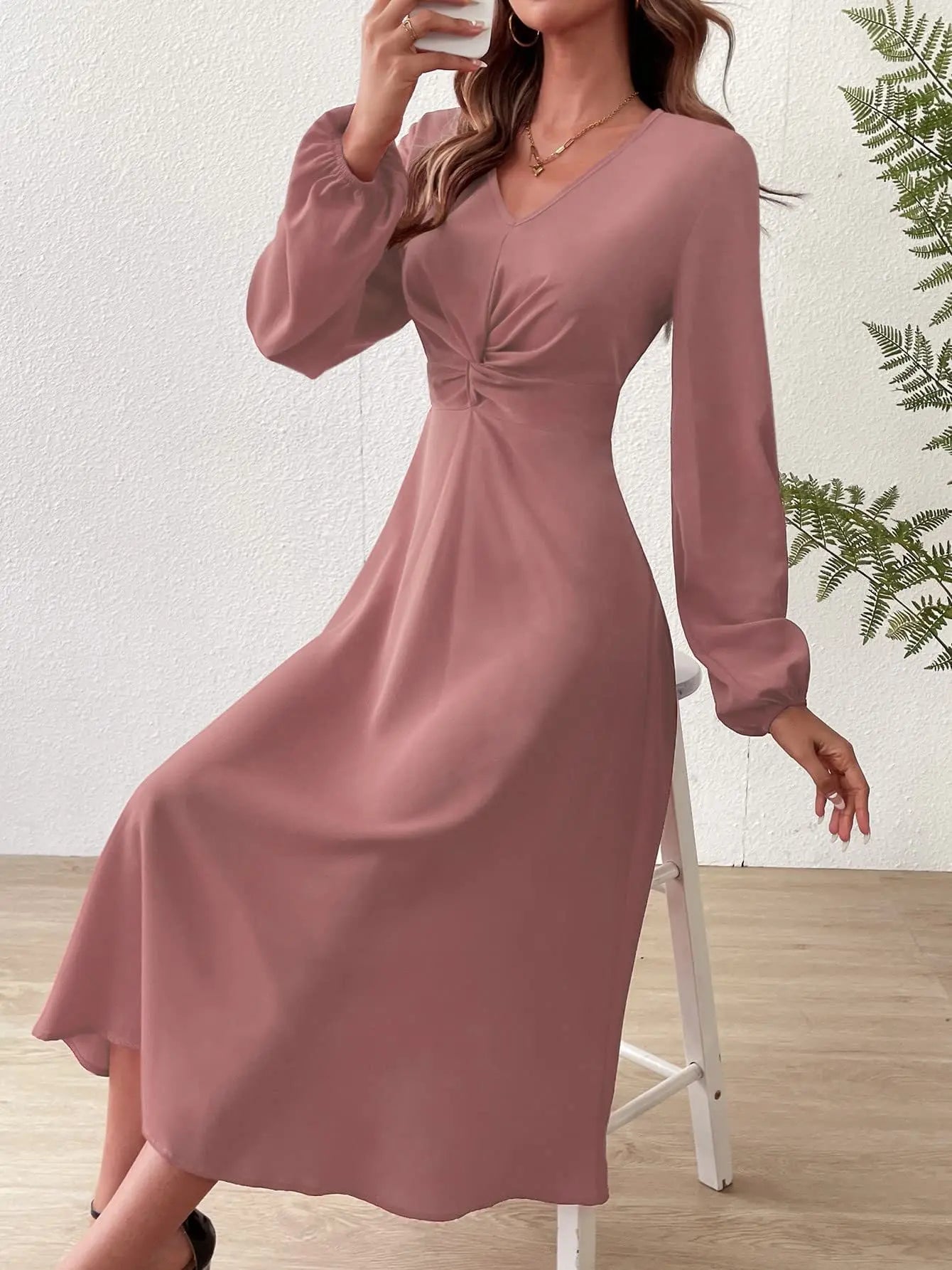 European American Fashion Spring Summer Fashion V-neck Lantern Long-sleeved Skirt Twisted Edge Elegant Mid-length Dress