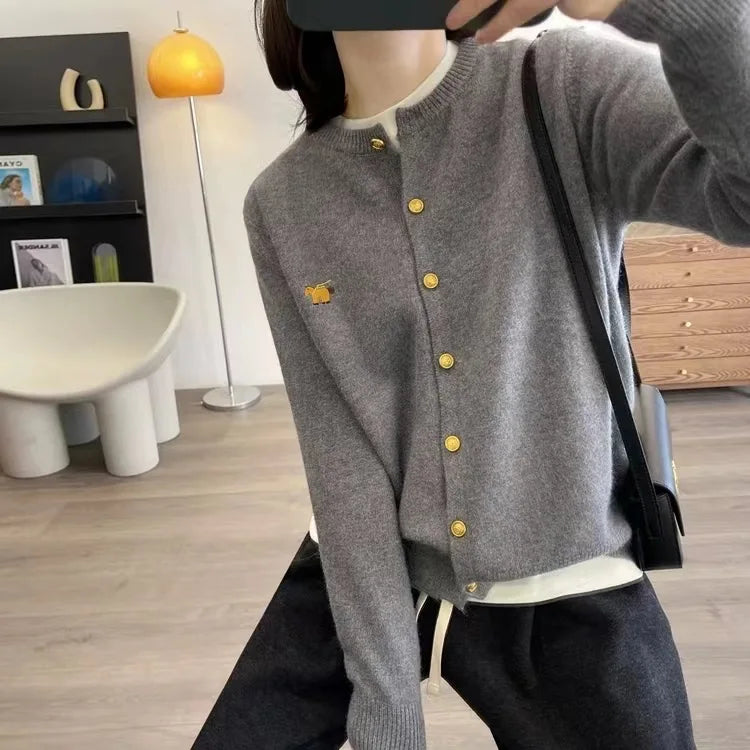 Long-sleeved Cashmere cardigan women sweater cashmere knitted  O-neck Cashmere cardigan sweater coat  Autumn and Winter