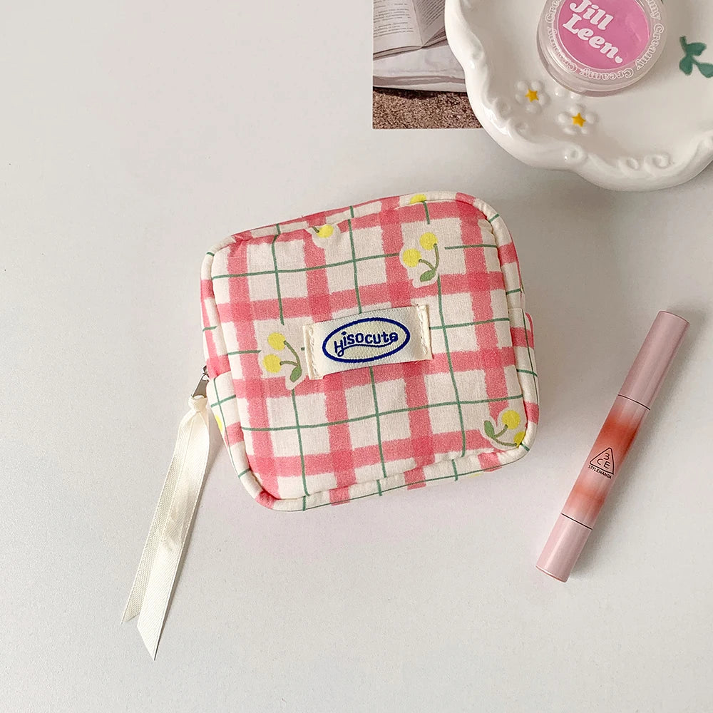 Makeup Bag for Purse, Cute Cosmetic Bag for Purse,Portable Mini Makeup Bag,Travel Toiletry Small Makeup Pouch for Women