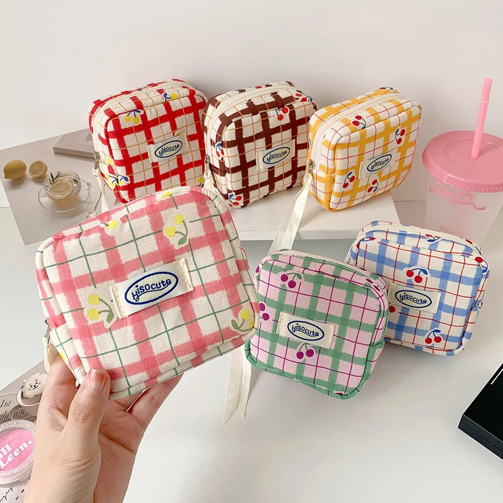 Makeup Bag for Purse, Cute Cosmetic Bag for Purse,Portable Mini Makeup Bag,Travel Toiletry Small Makeup Pouch for Women