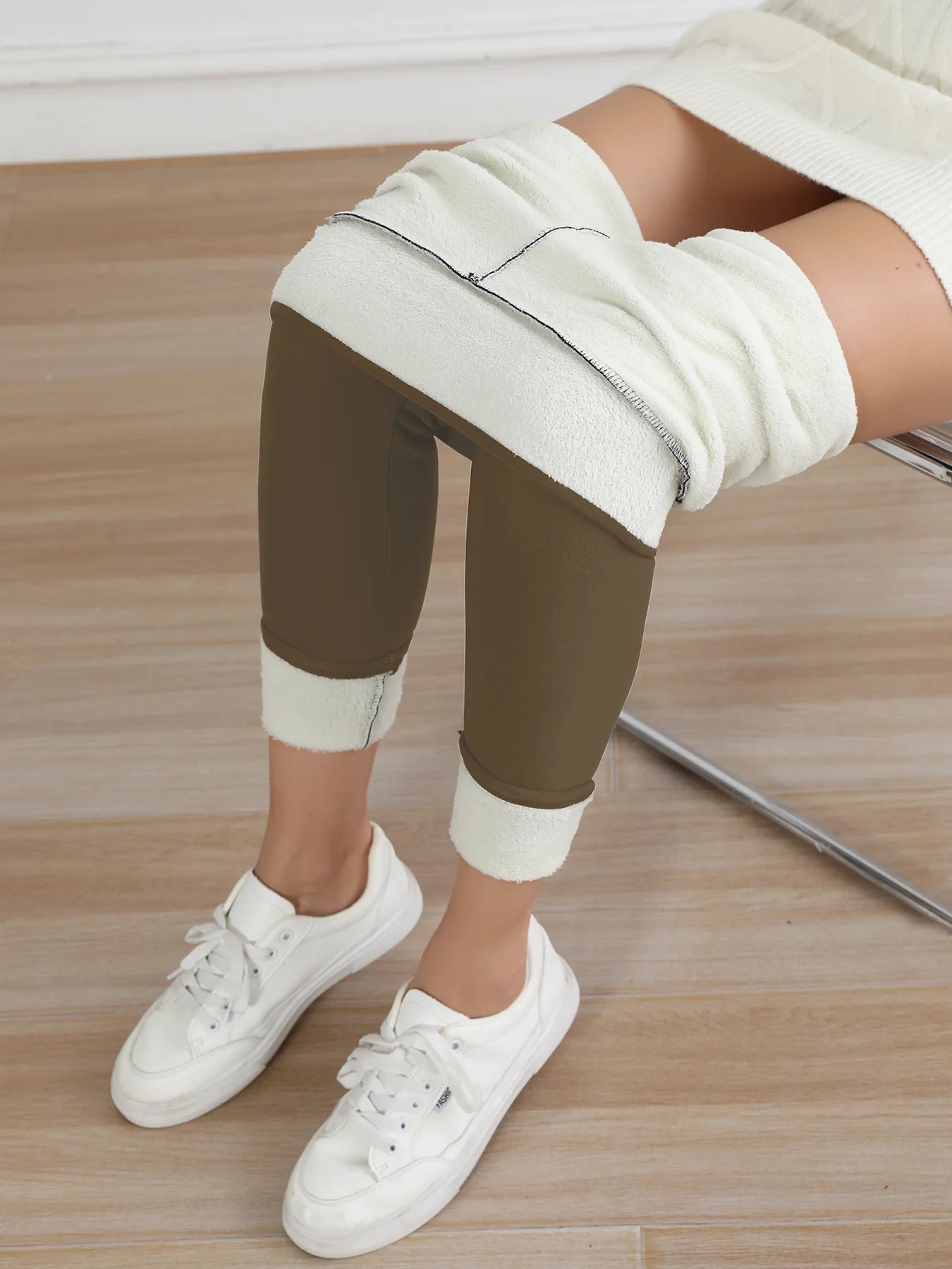 Women Fleece Lined Leggings Thermal Thick Winter Tummy Control Soft Pants High Waisted Velvet Leggings Casual Wear