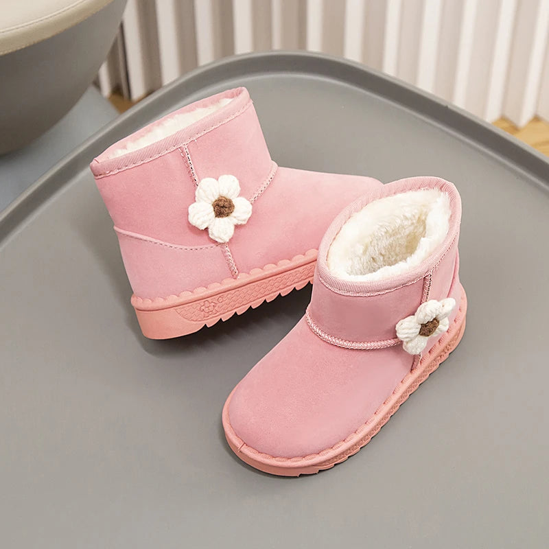 Girl's Winter Snow Boots Appliques Furry Platform Suede Kids Short Boot Four Colors Flexiable Non-slip Warm Chic Children Boot