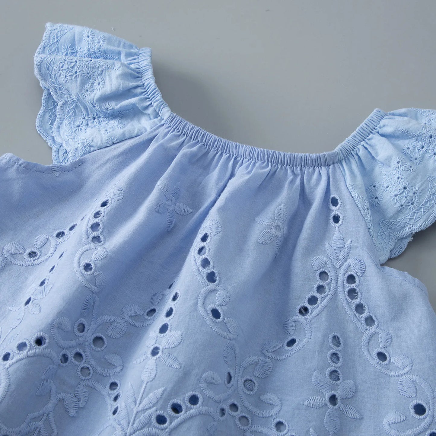 Conjuntos de ropa para niñas pequeñas, moda de verano 2024, Tops fruncidos de Color sólido + Pantalones cortos, conjunto de trajes de 2 piezas, ropa para niñas de 0 a 2 años 2024