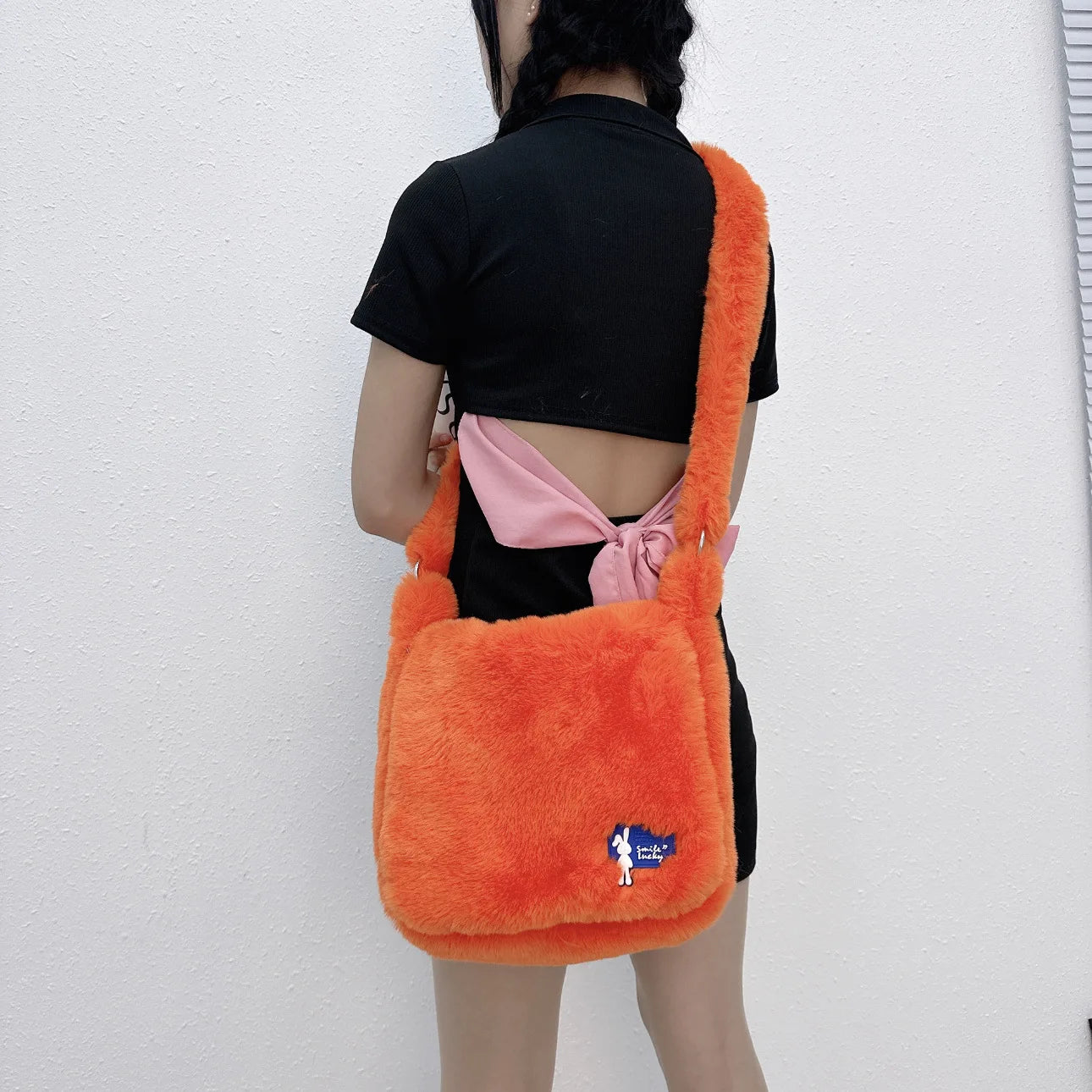 Ins Plush Women Messenger Bag Vintage Ladies Shoulder Crossbody Bags Large Capacity Students Girls Furry Tote Purse Handbags