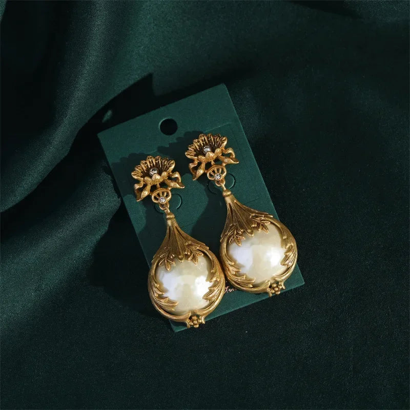 Baroque Style Freshwater Pearls Necklace Jewelry Sets For Women Gold Color Wedding Ring Set Bridal Nightwear Pendant 2025 Trend