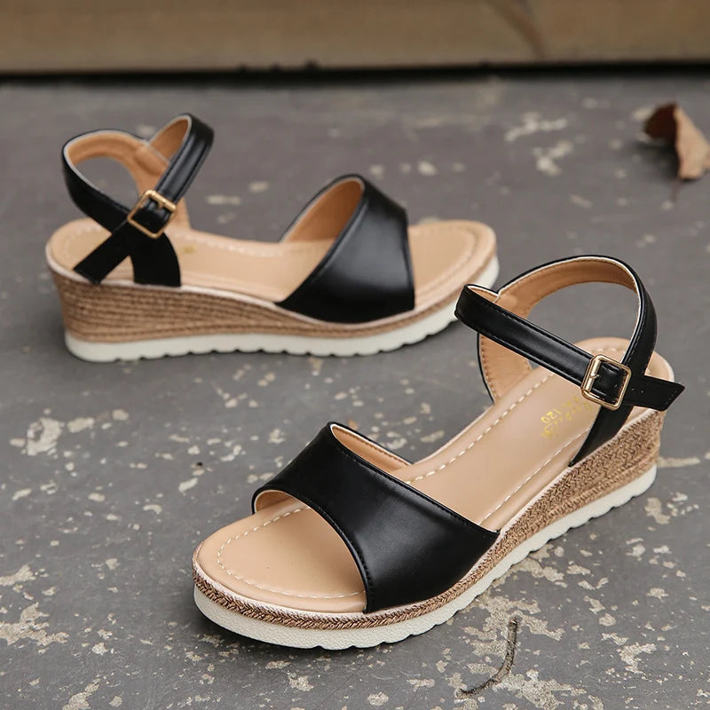 Lightweidght Wedge Sandals for Women Summer 2024 Ankle Strap Platform Sandles Woman Thick Sole Non Slip Beach Sandalias Mujer