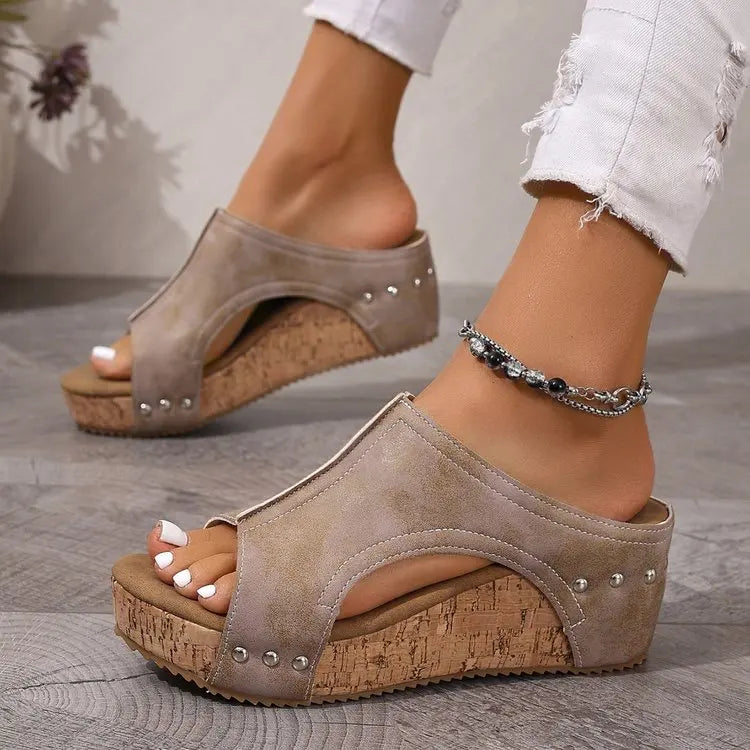 Women's Fashion Wedge Sandals Cork Platform Mules Open Toe Studded Slide Sandals Casual Summer High Heel Slides for Women Ladies