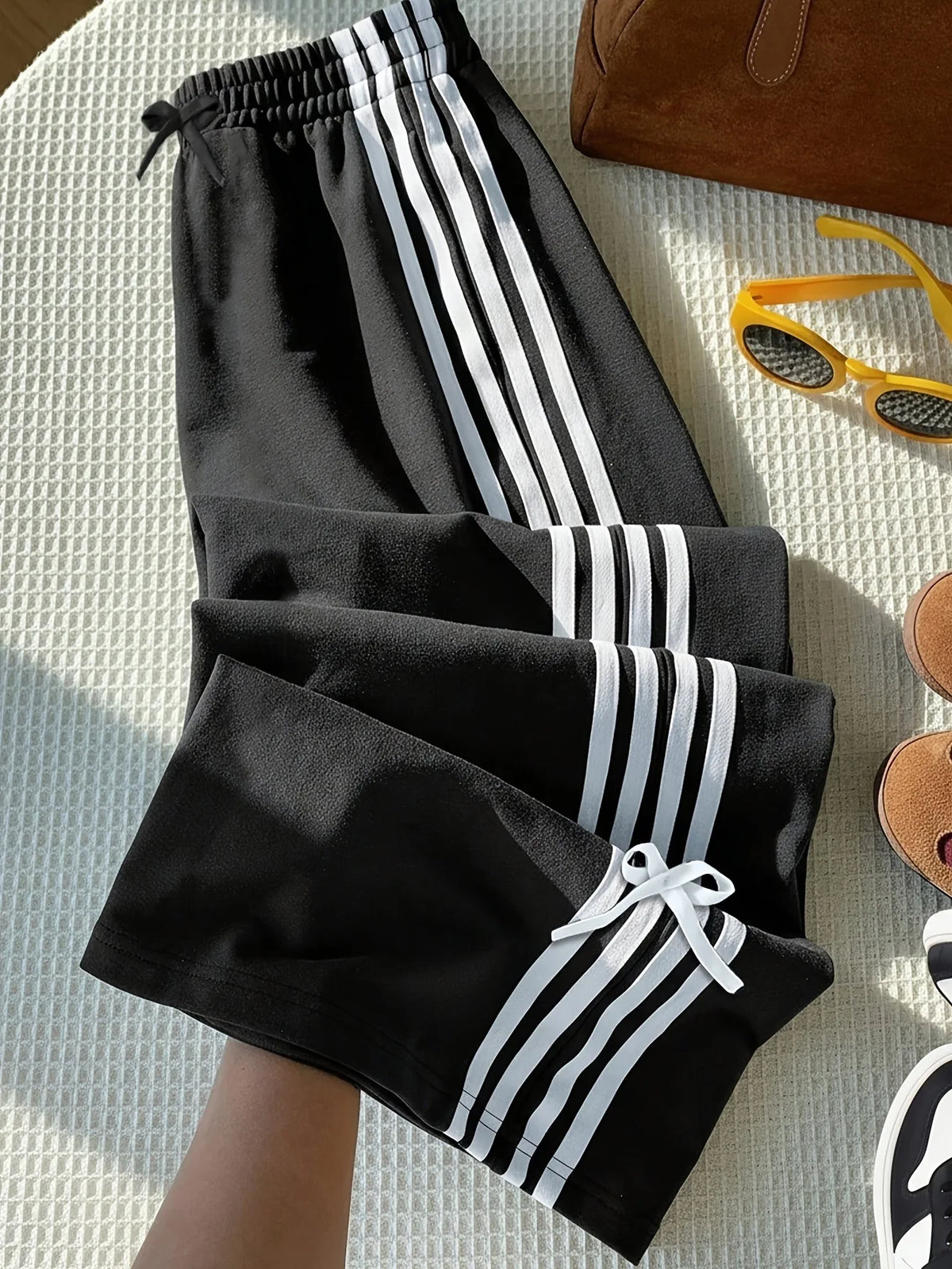 Girls Trendy  Black Wide Leg Pants, 3 White Striped Drawstring Waist Trousers with Bowknot Detail Casual Streetwear