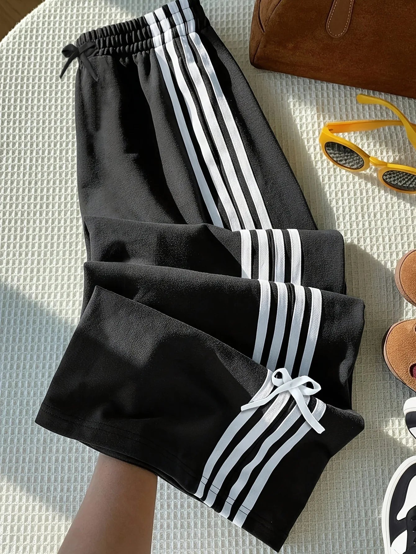 Girls Trendy  Black Wide Leg Pants, 3 White Striped Drawstring Waist Trousers with Bowknot Detail Casual Streetwear