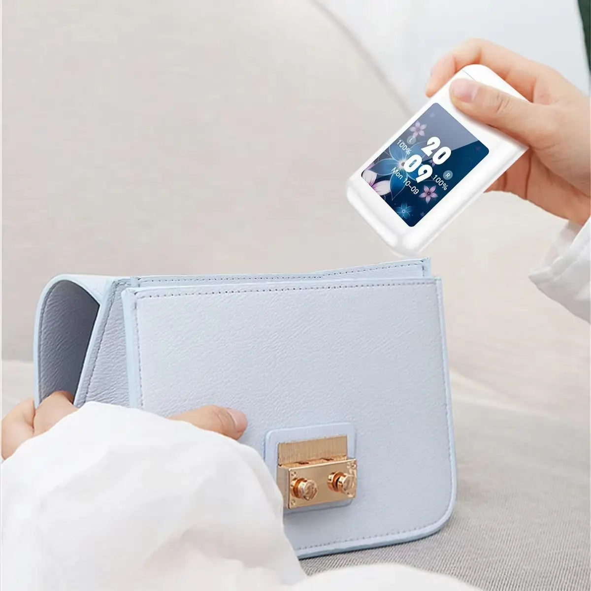 In Ear Style Headphone Large Screen Touch Earphone Large Battery Multiple Function Flashlight Phone Charge Headphone Music Game