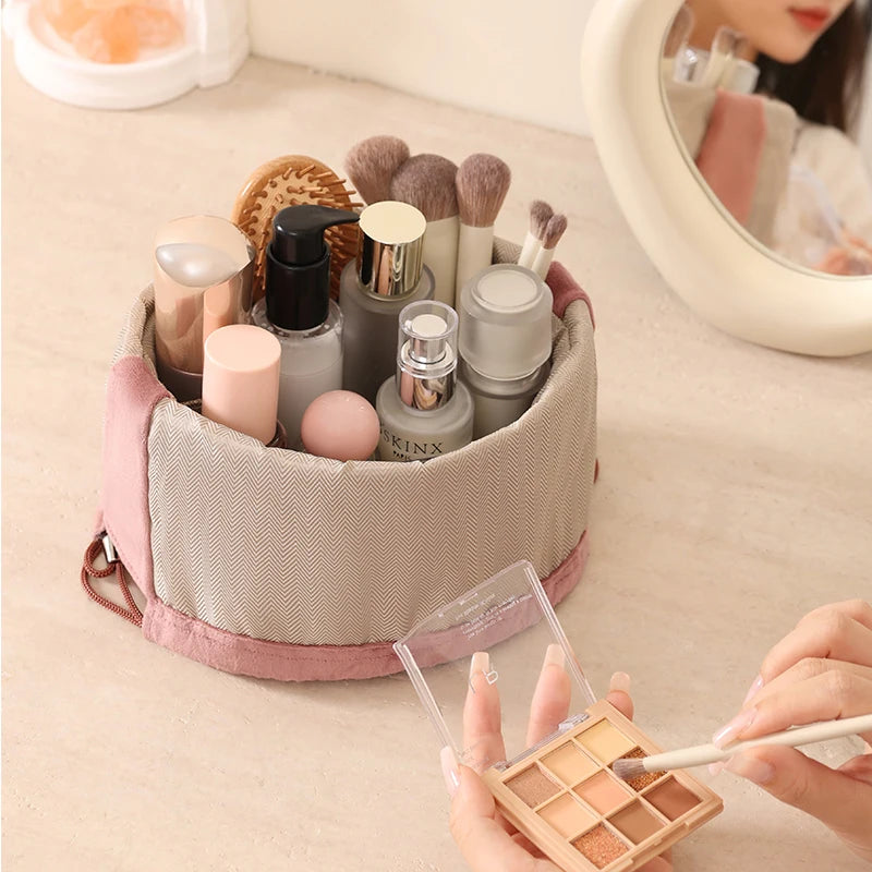 Waterproof Makeup Bag Fashion Velvet Cosmetic Bag Professional Makeup Bag Portable Travel Toiletry Storage Organizer Bag