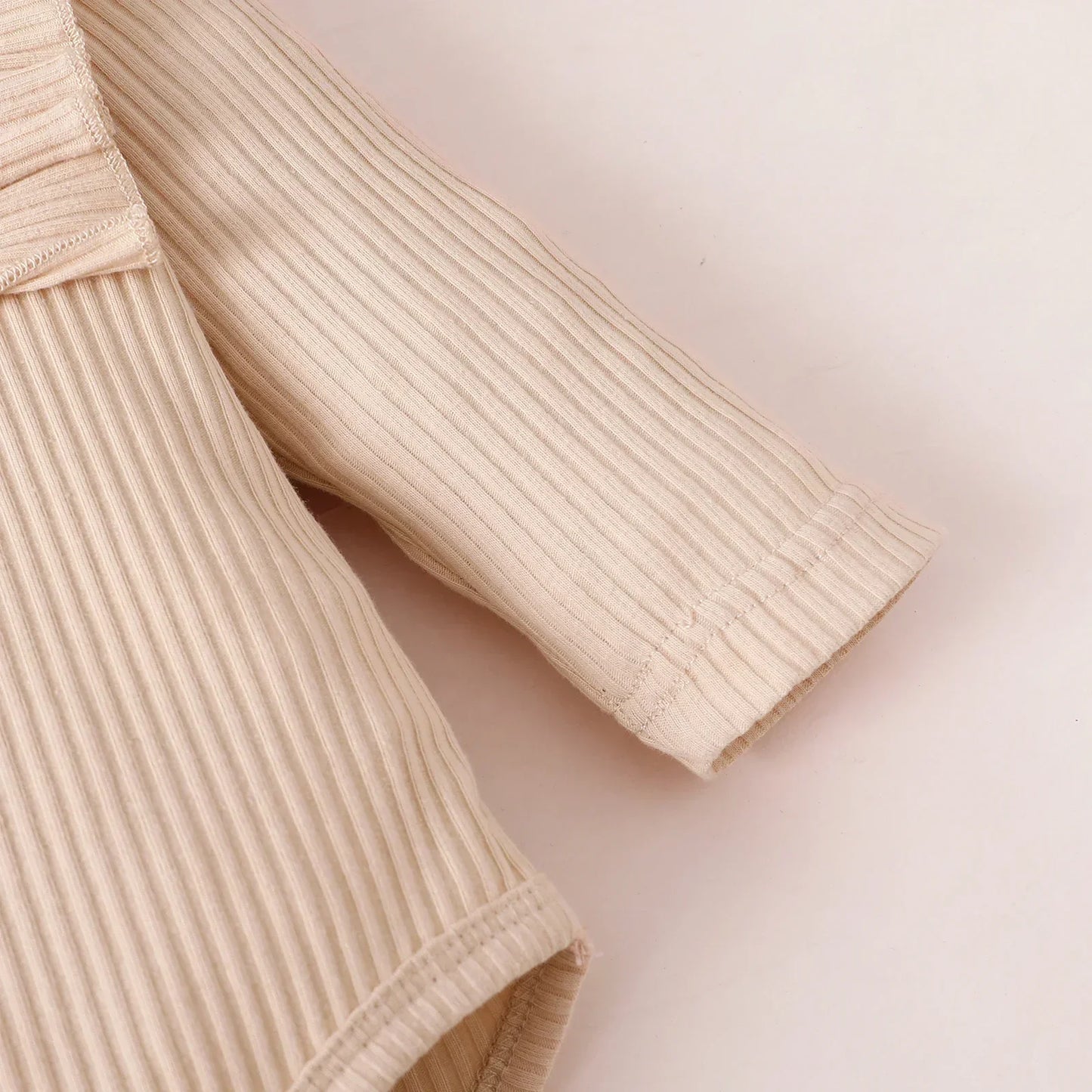 Conjunto de ropa de otoño para bebé recién nacido, 3 uds., Top tejido de manga larga, mono estampado con pantalones de corazón de amor, conjunto con diadema