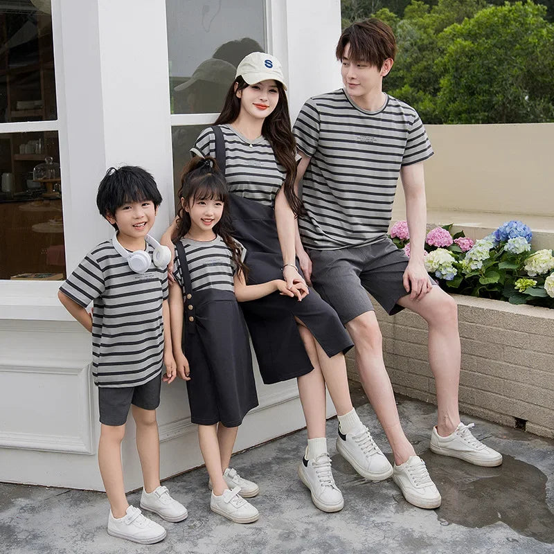 Fashion Family Matching Summer Clothes Korean Mother and Daughter Equal Dress Women Dresses Father Son T Shirts Skorts Outfits