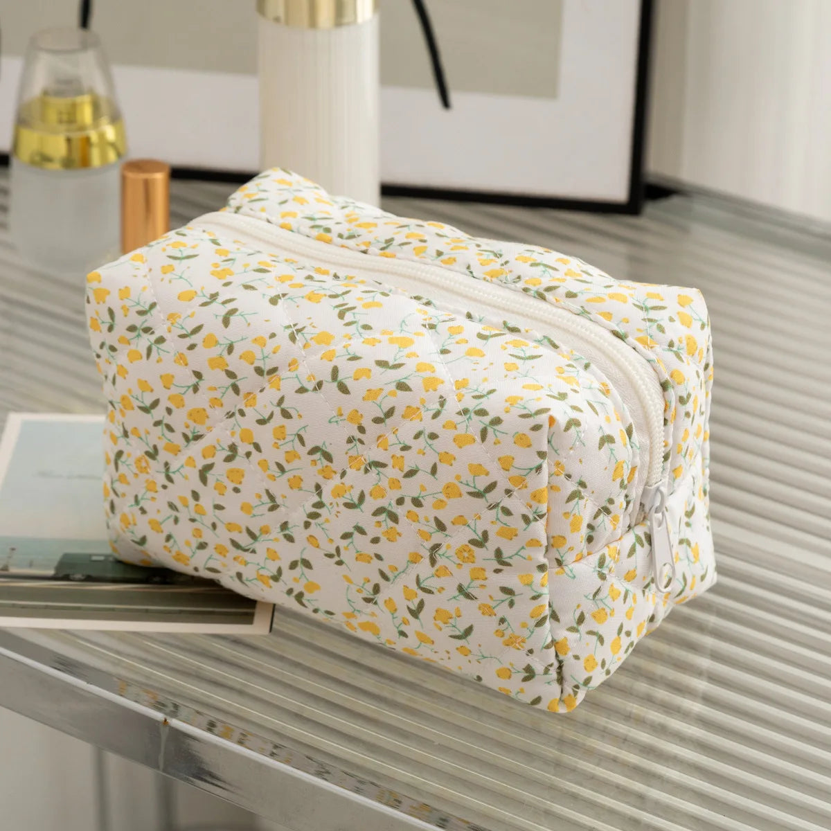 Large-Capacity Cotton Floral Quilted Makeup & Toiletry Storage Bag