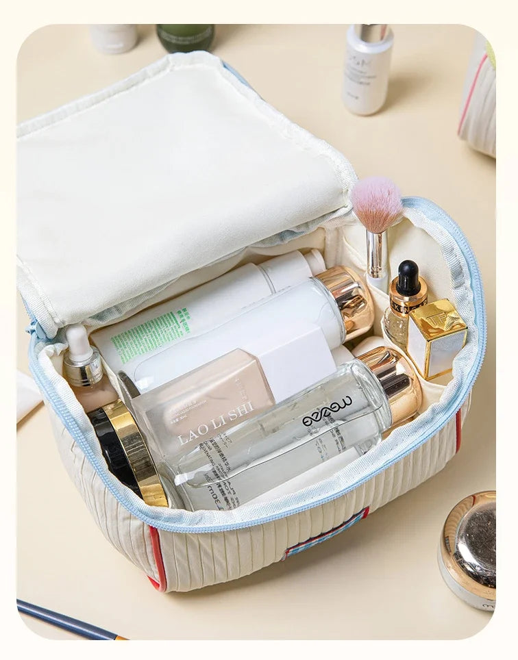 Makeup Bag Large Capacity Cartoon House Shape Toiletry Bag Cute Portable Handheld Storage Bags Travel Storage Organizer