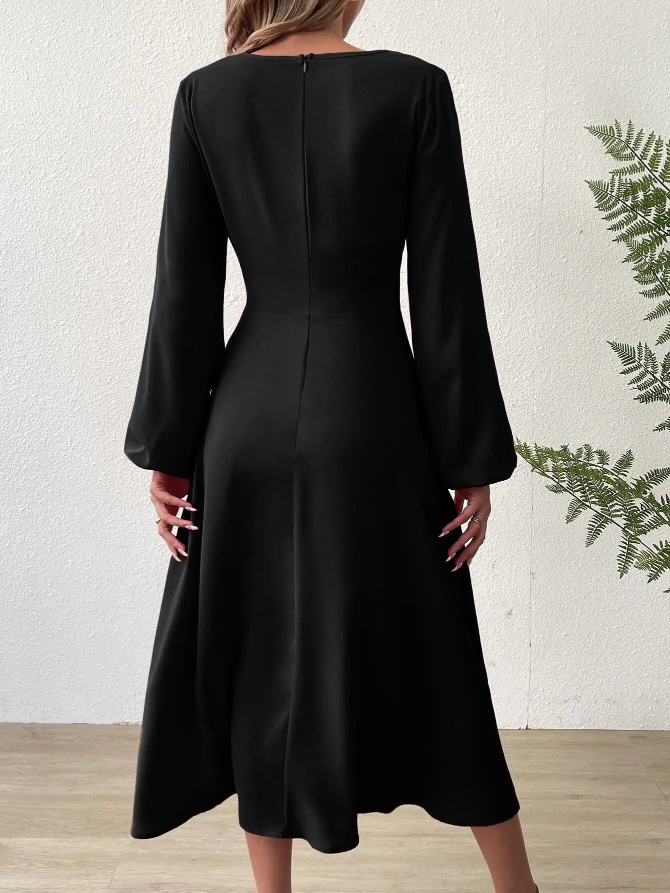 European American Fashion Spring Summer Fashion V-neck Lantern Long-sleeved Skirt Twisted Edge Elegant Mid-length Dress