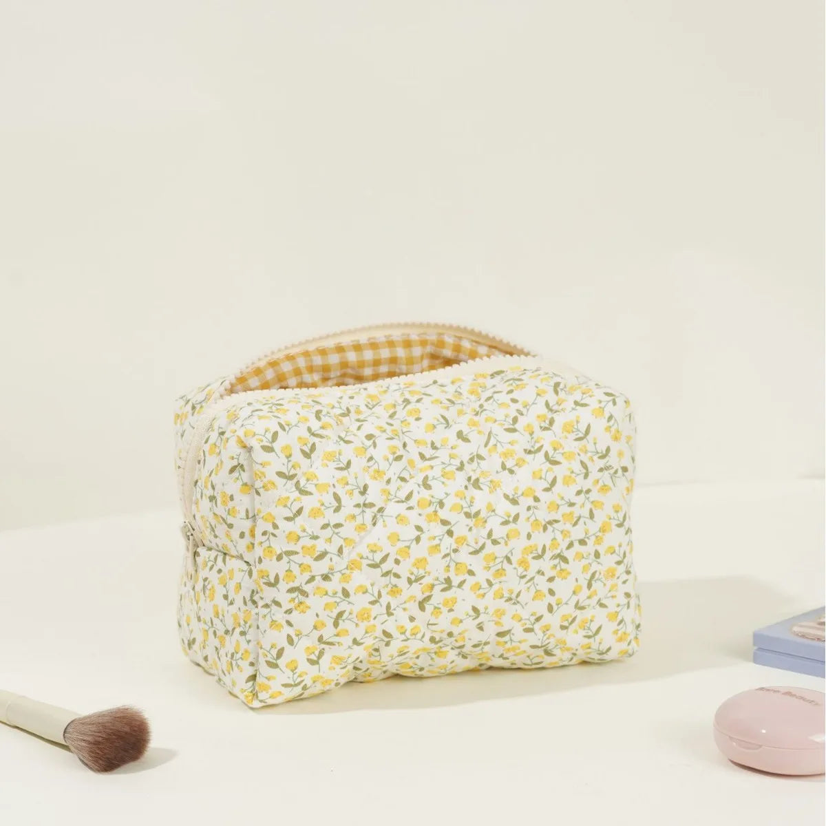 Large-Capacity Cotton Floral Quilted Makeup & Toiletry Storage Bag