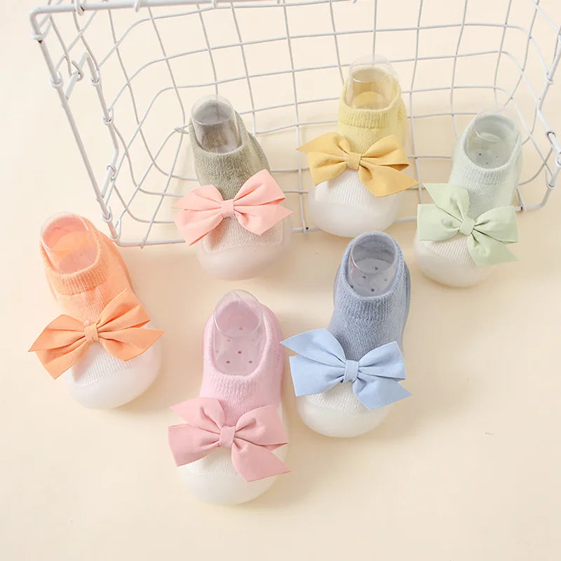 Newborn Baby Shoes Boy Embroidery Pattern Nonslip Floor Socks Kids Girls Soft Rubber Sole Crib Toddler Booties Toddler Shoes