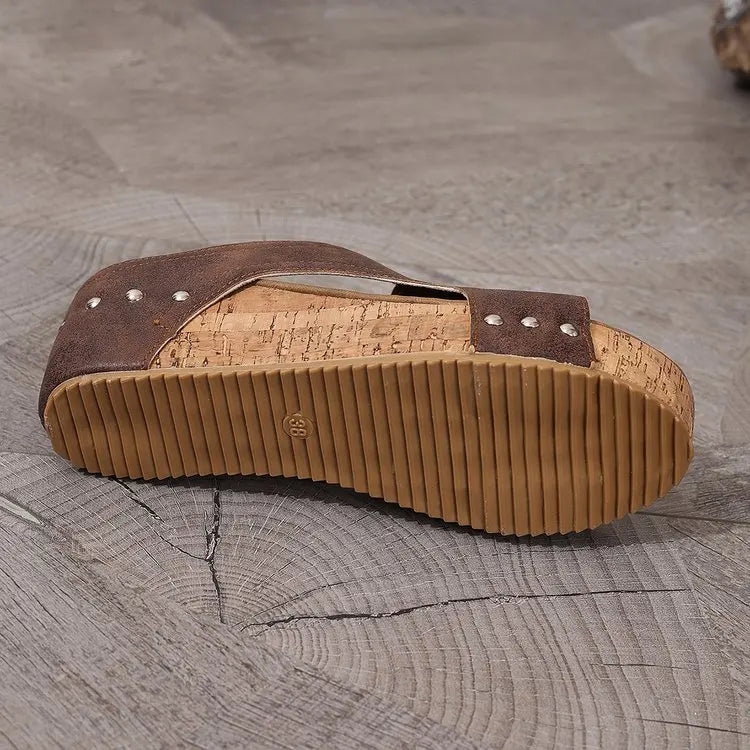 Women's Fashion Wedge Sandals Cork Platform Mules Open Toe Studded Slide Sandals Casual Summer High Heel Slides for Women Ladies