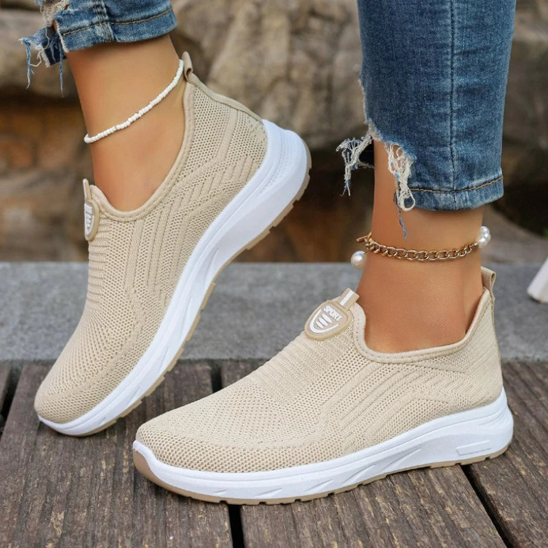 Women Shoes Mesh Casual Shoes Lightweight Slip on Tennis Shoes Fashion Soft Sole Loafers Flats Outdoor Plus Size Women Sneakers