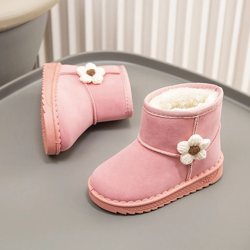Girl's Winter Snow Boots Appliques Furry Platform Suede Kids Short Boot Four Colors Flexiable Non-slip Warm Chic Children Boot