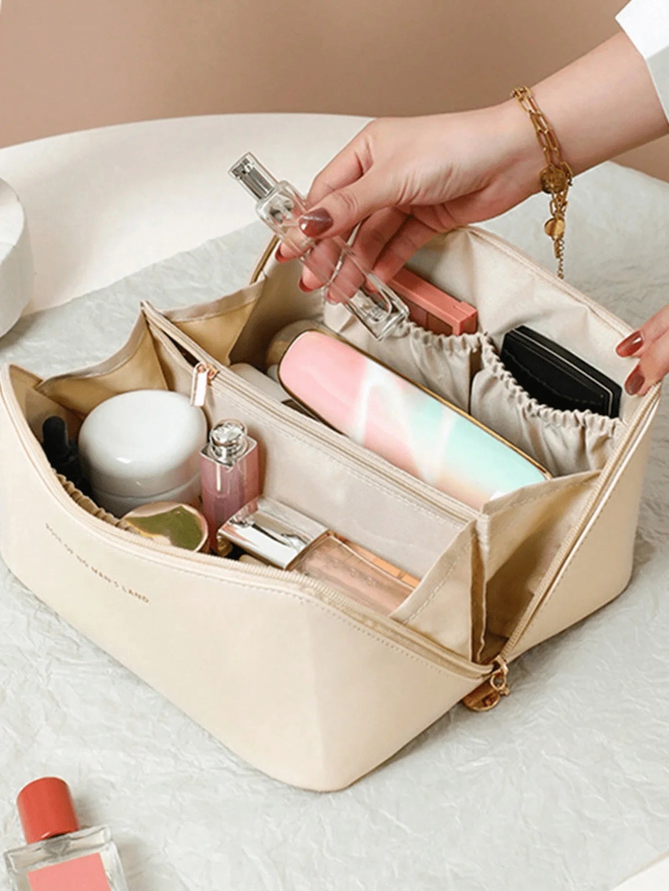 Large Travel Cosmetic Bag for Women Leather Makeup Organizer Female Toiletry Kit Bags Make Up Case Storage Pouch Luxury Lady Box