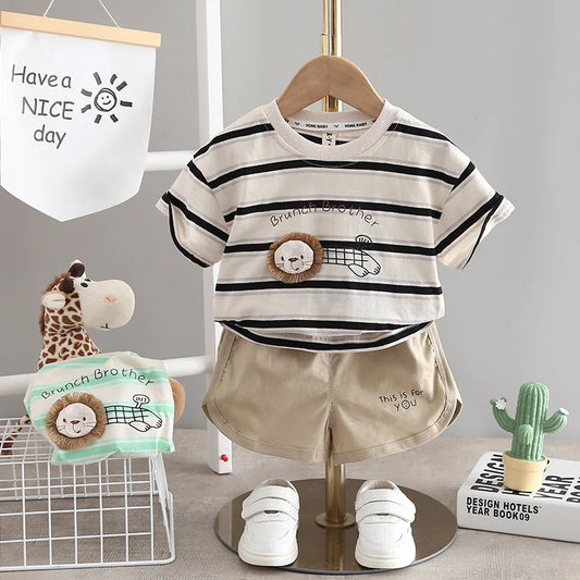 Conjunto informal a rayas para niños, camiseta y pantalones cortos con cuello redondo, conjuntos de ropa de verano para niños