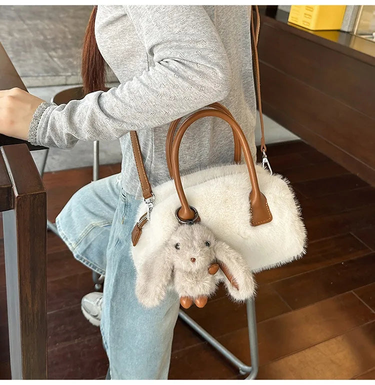 autumn and winter cute plush handbag women's 2025 new fashion versatile shoulder messenger bag