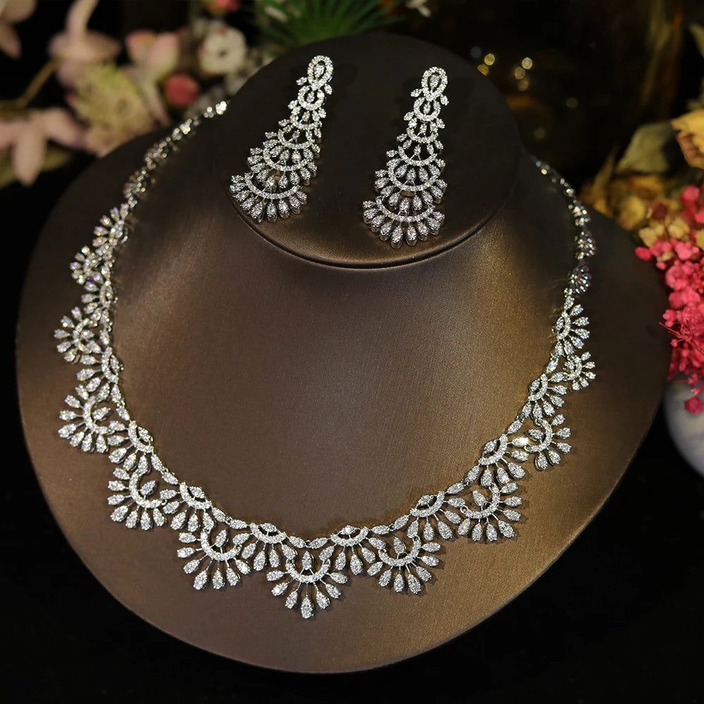 ASNORA Luxury Shiny CZ Zircon Hollowed-out Shape Wedding Banquet Necklace Pageant Bridal Jewelry Sets for Women X0617