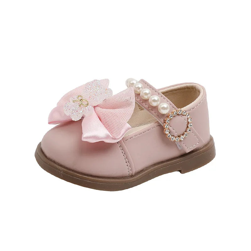 Zapatos de cuero para niña, zapatos de princesa con lazo y perlas, suela blanda poco profunda, bonitos primeros caminantes, zapatos individuales de dibujos animados para niños pequeños