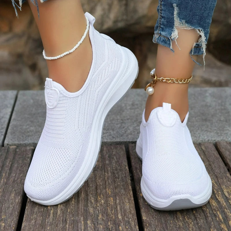 Women Shoes Mesh Casual Shoes Lightweight Slip on Tennis Shoes Fashion Soft Sole Loafers Flats Outdoor Plus Size Women Sneakers