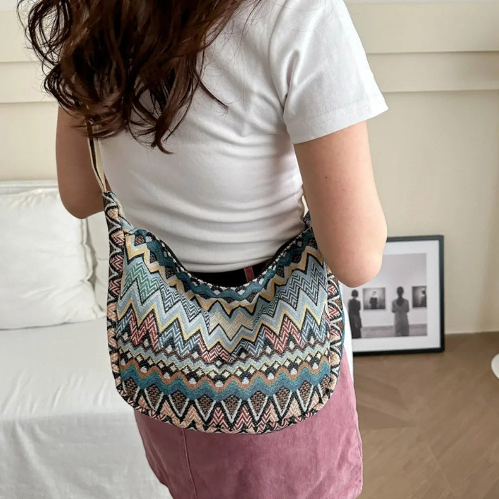 Thailand Ethnic Style Shoulder Bag Saddle Bag Large Capacity Messenger Bag Dumpling Bag Casual Commuting Bag Tote Bag