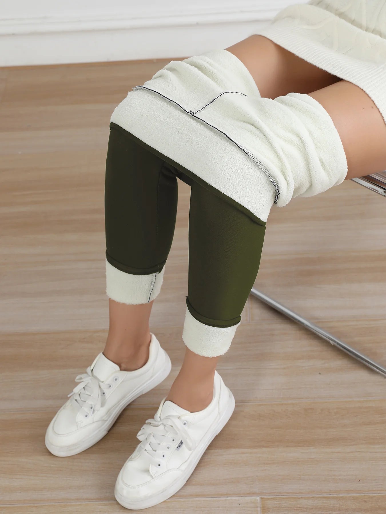 Women Fleece Lined Leggings Thermal Thick Winter Tummy Control Soft Pants High Waisted Velvet Leggings Casual Wear