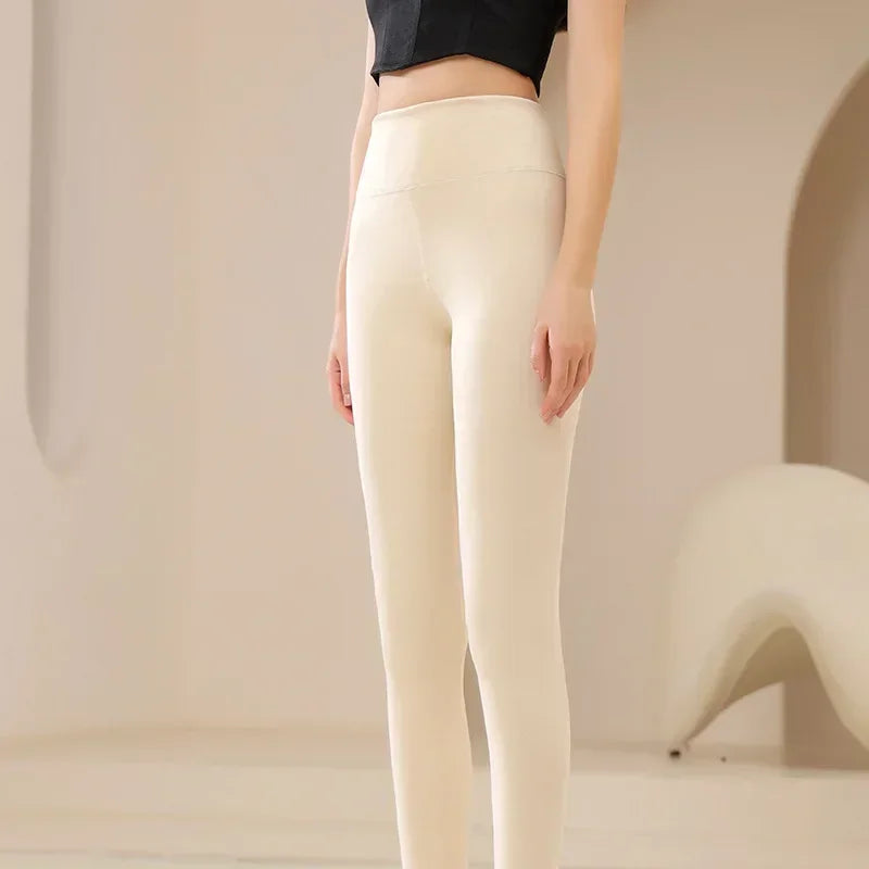 Women's Pearl Fleece Lined Leggings Winter Thermal Thickened Pants, All-in-One Warm Fleece Outerwear Bottoms